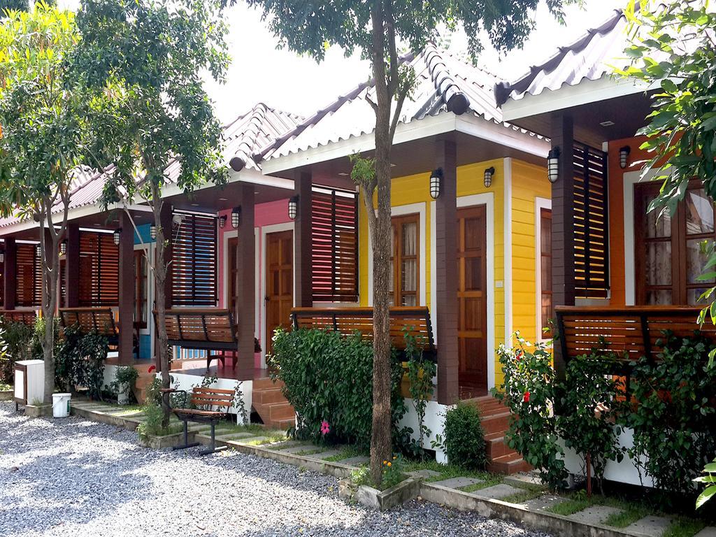 Toffee House Hotel Nakhon Nayok Room photo